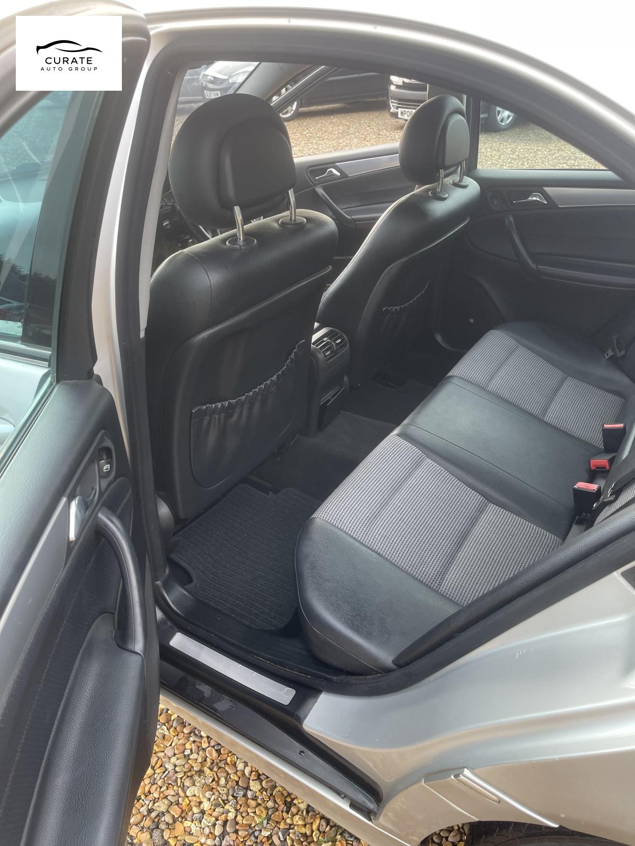 Used Mercedes-Benz C Class 2005 for sale - 77357647: Photo 11