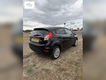 Used Ford Fiesta 2013 for sale - 79572039: Photo