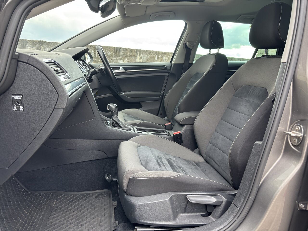 Used Volkswagen Golf 2016 for sale - 76098097: Photo 19