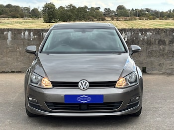 Used Volkswagen Golf 2016 for sale - 76098097: Photo 2
