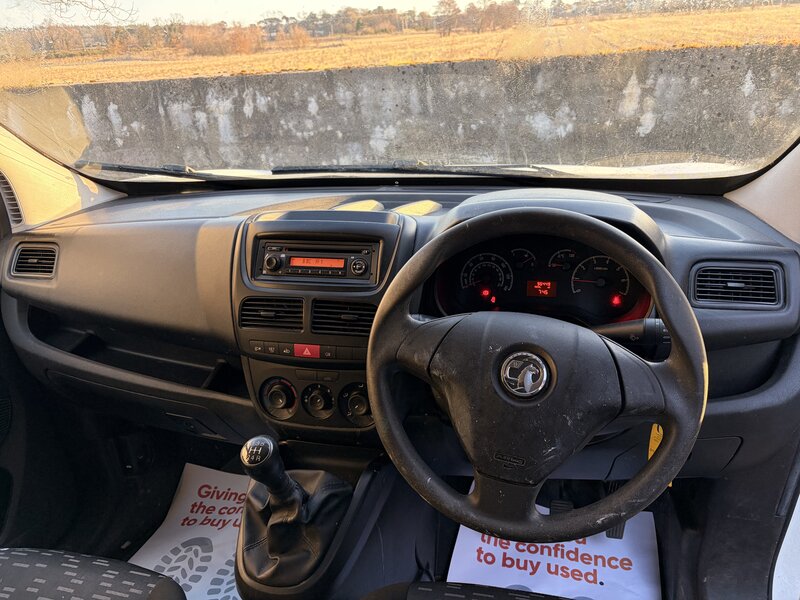 Used Vauxhall Combo 2018 for sale - 77764281: Photo 4