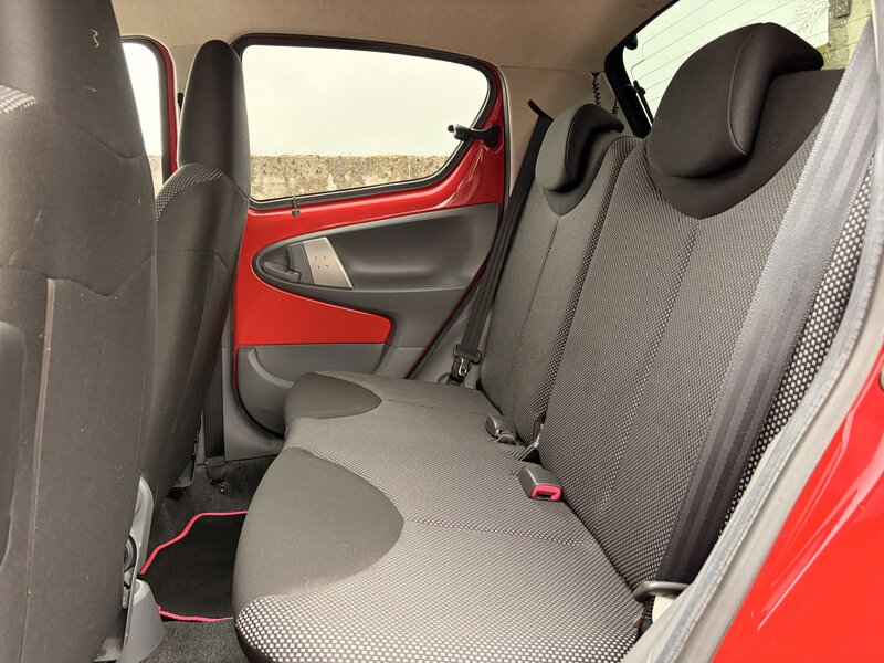 Used Toyota AYGO 2011 for sale - 77457955: Photo 13