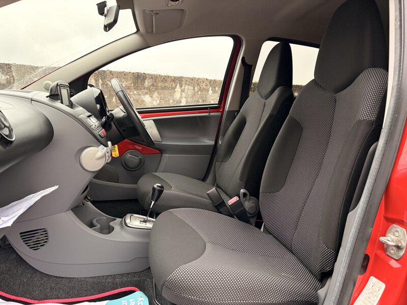 Used Toyota AYGO 2011 for sale - 77457955: Photo 15