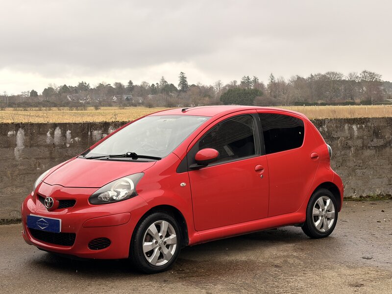 Used Toyota AYGO 2011 for sale - 77457955: Photo 19