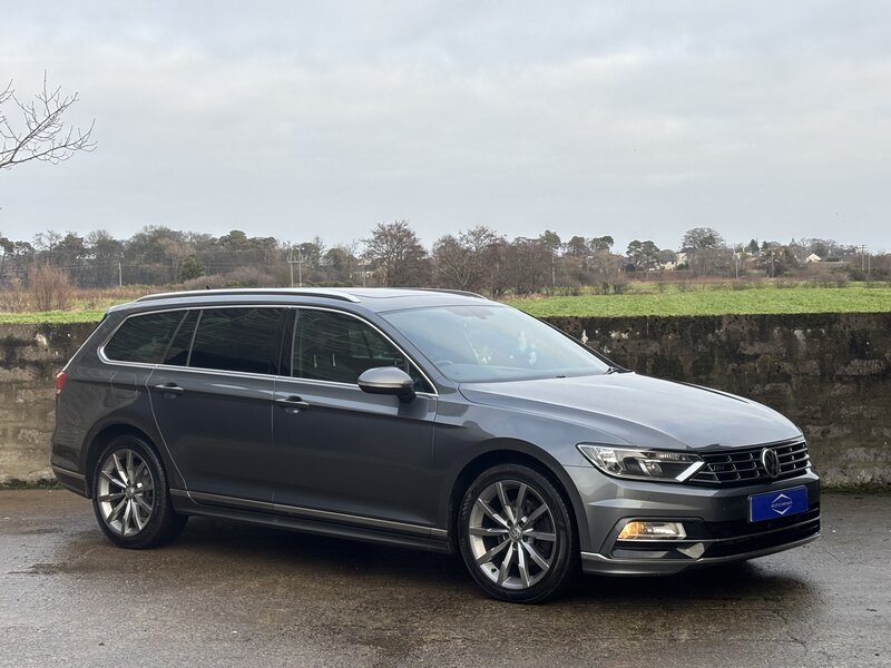 Used Volkswagen Passat 2017 for sale - 77060770: Photo 2