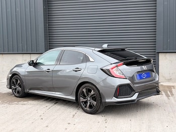 Used Honda Civic 2017 for sale - 79147162: Photo