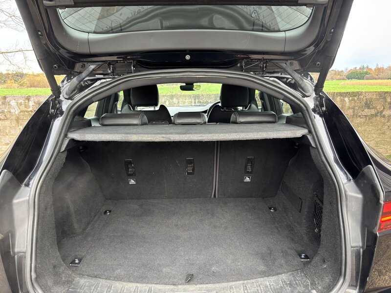 Used Jaguar E-Pace 2019 for sale - 76593562: Photo 8