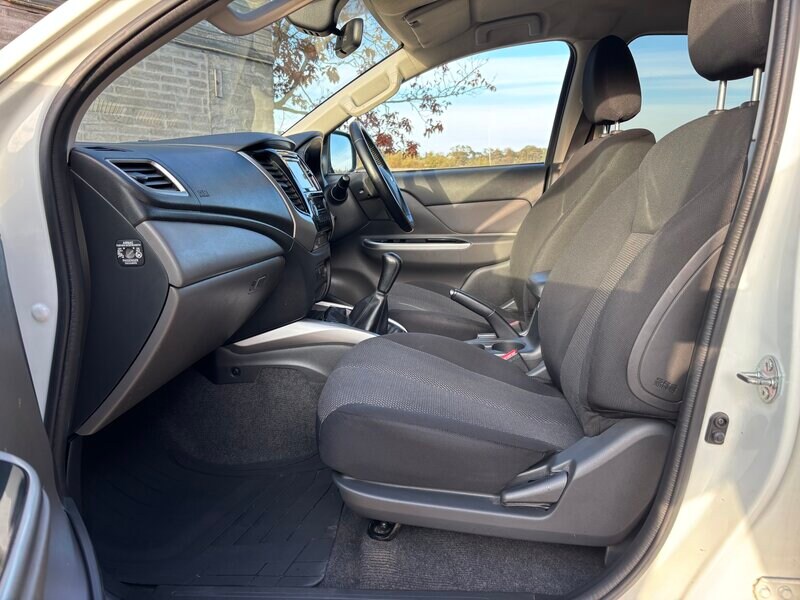 Used Mitsubishi L200 2017 for sale - 76375793: Photo 17