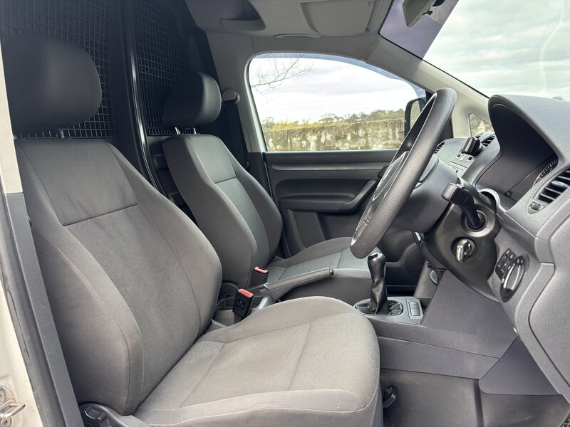 Used Volkswagen Caddy 2015 for sale - 76595678: Photo 6