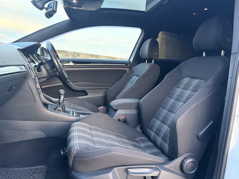 Used Volkswagen Golf 2016 for sale - 77638213: Photo 14