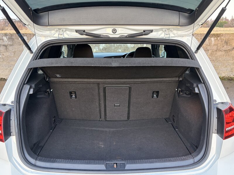 Used Volkswagen Golf 2016 for sale - 77638213: Photo 8