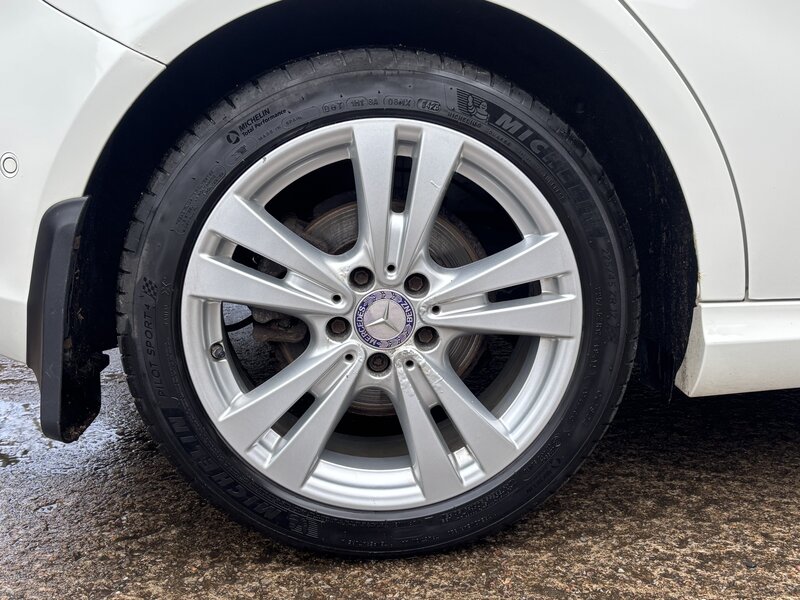 Used Mercedes-Benz A-Class 2017 for sale - 76627439: Photo 5