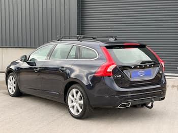 Used Volvo V60 2017 for sale - 79809030: Photo