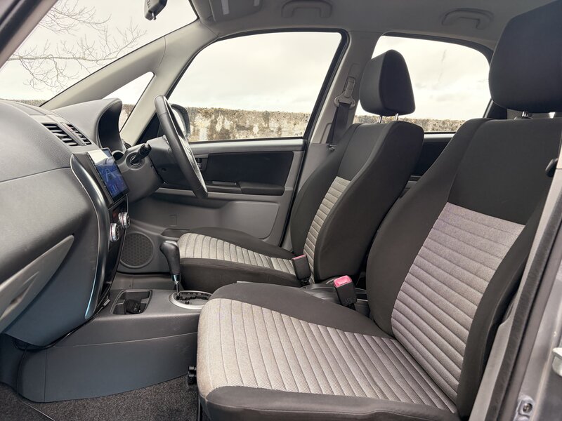 Used Suzuki SX4 2010 for sale - 78061702: Photo 7