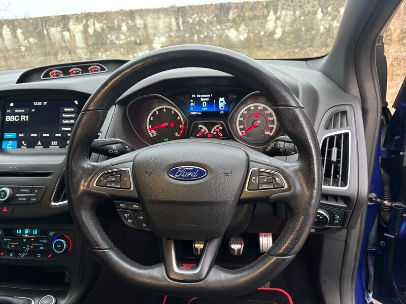 Used Ford Focus for sale - 76934339: Photo 29