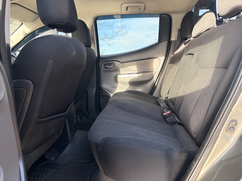 Used Mitsubishi L200 2015 for sale - 77708598: Photo 16