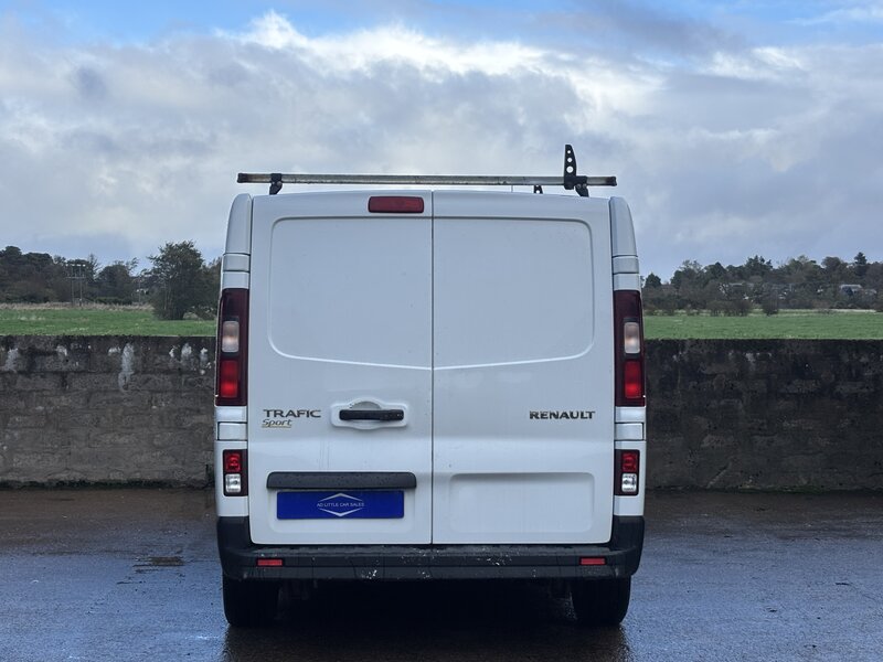 Used Renault Trafic 2017 for sale - 76271666: Photo 12