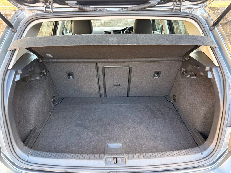 Used Volkswagen Golf 2018 for sale - 78059404: Photo 7