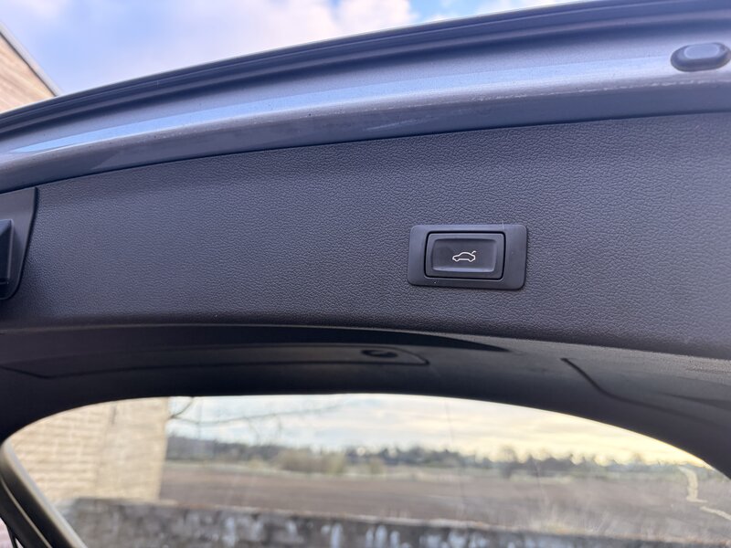 Used Audi A4 2015 for sale - 78172772: Photo 24