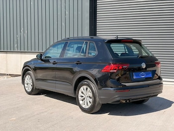 Used Volkswagen Tiguan 2017 for sale - 78518712: Photo