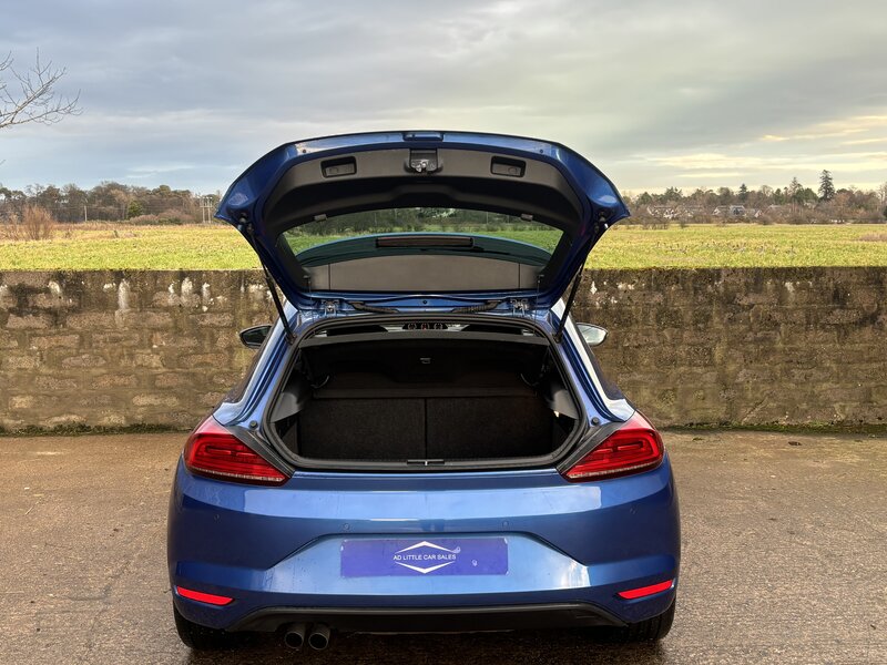 Used Volkswagen Scirocco 2016 for sale - 77552511: Photo 10