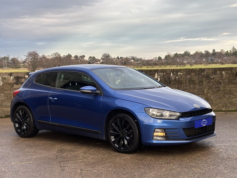 Used Volkswagen Scirocco 2016 for sale - 77552511: Photo 2