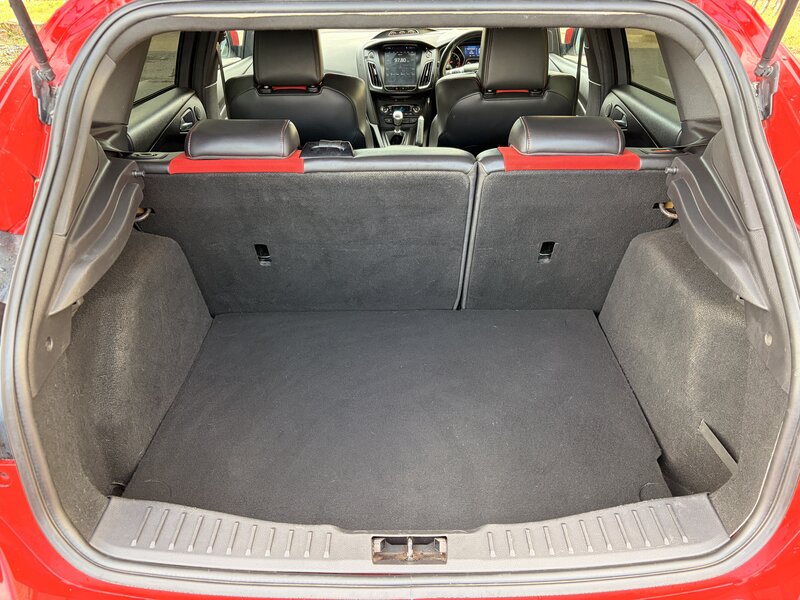 Used Ford Focus 2013 for sale - 78059403: Photo 14