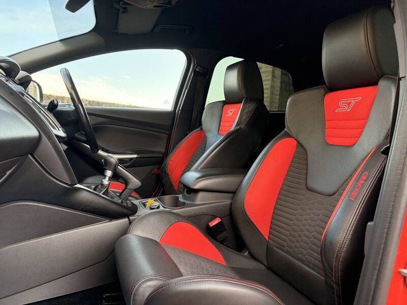 Used Ford Focus 2013 for sale - 78059403: Photo 16