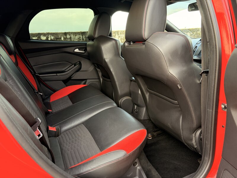 Used Ford Focus 2013 for sale - 78059403: Photo 18