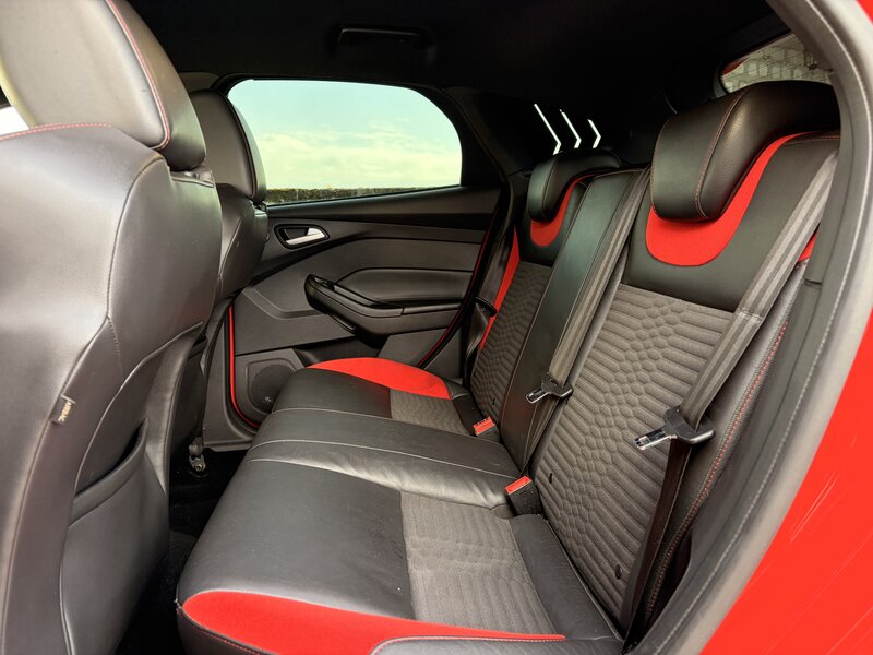 Used Ford Focus 2013 for sale - 78059403: Photo 9