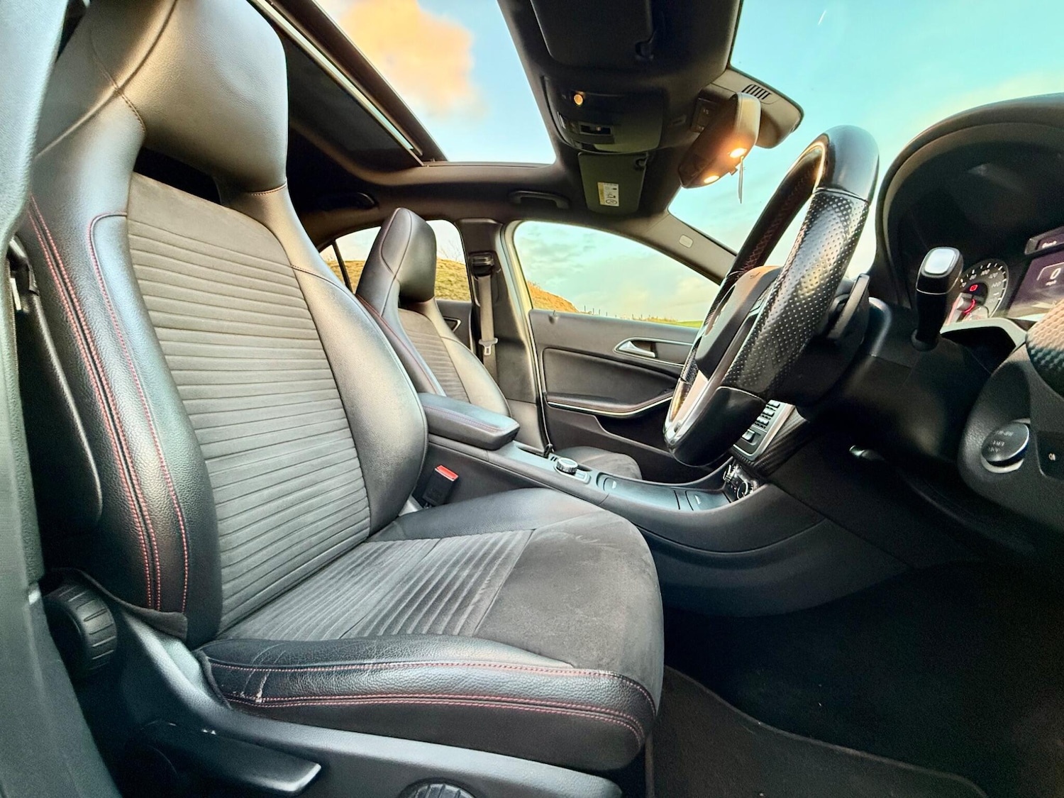 Used Mercedes-Benz A-Class 2015 for sale - 76953598: Photo 31