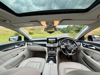 Used Mercedes-Benz CLS 2015 for sale - 75589744: Photo