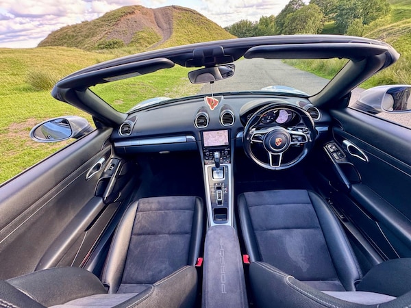 Used Porsche 718 Boxster 2018 for sale - 75577452: Photo 12