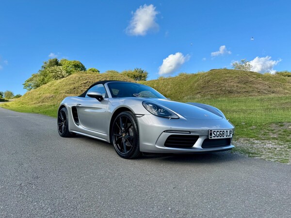 Used Porsche 718 Boxster 2018 for sale - 75577452: Photo 16