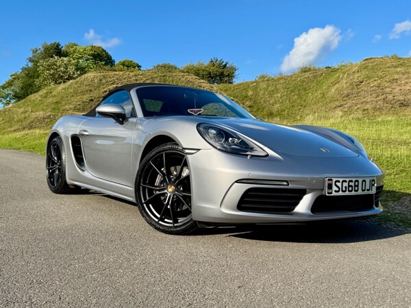 Used Porsche 718 Boxster 2018 for sale - 75577452: Photo 17