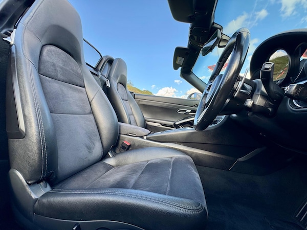 Used Porsche 718 Boxster 2018 for sale - 75577452: Photo 21