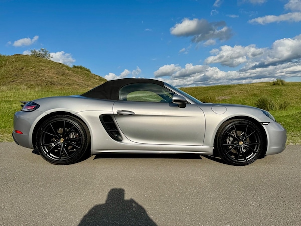 Used Porsche 718 Boxster 2018 for sale - 75577452: Photo 25