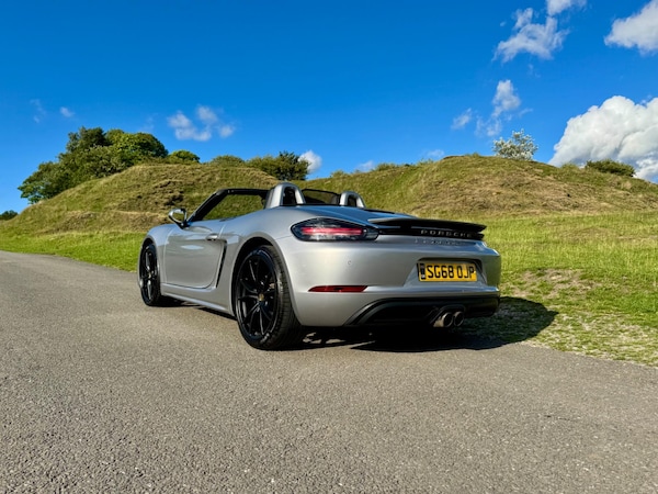 Used Porsche 718 Boxster 2018 for sale - 75577452: Photo 32