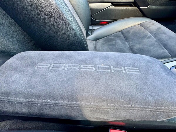 Used Porsche 718 Boxster 2018 for sale - 75577452: Photo 45