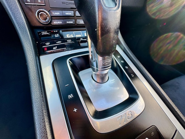 Used Porsche 718 Boxster 2018 for sale - 75577452: Photo 54