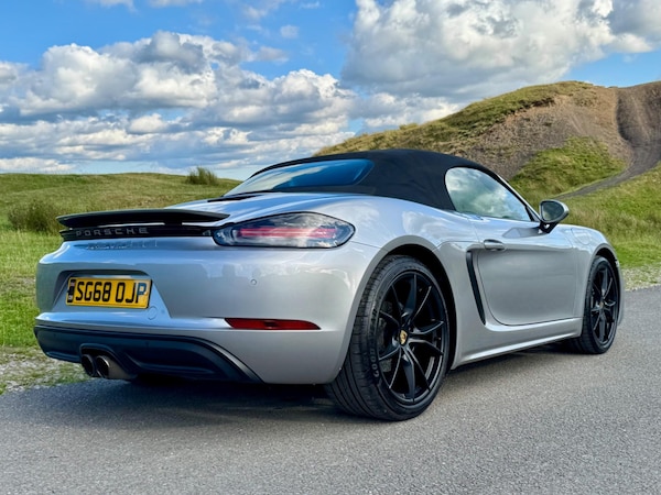 Used Porsche 718 Boxster 2018 for sale - 75577452: Photo 60