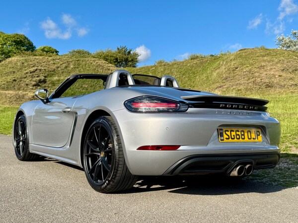 Used Porsche 718 Boxster 2018 for sale - 75577452: Photo 8