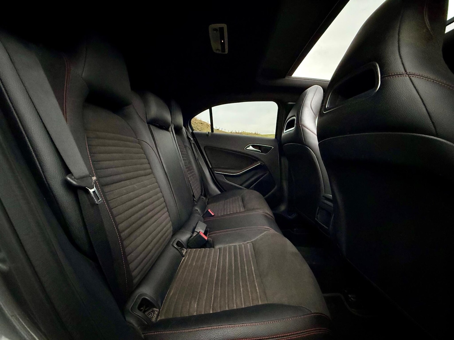 Used Mercedes-Benz A-Class 2015 for sale - 77598175: Photo 30