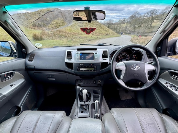 Used Toyota Hilux 2012 for sale - 75577389: Photo 10