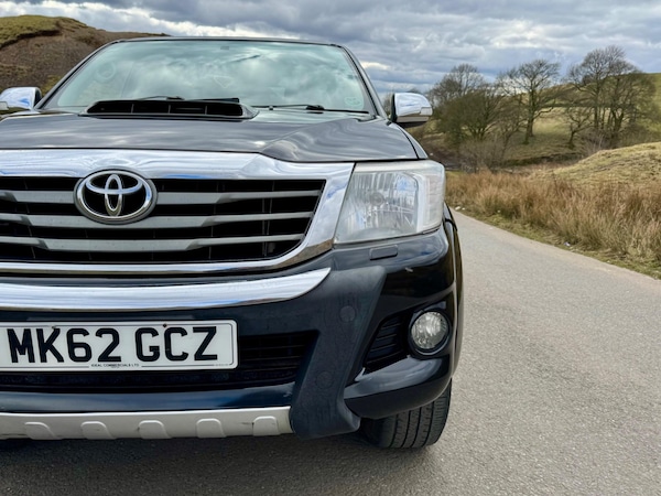 Used Toyota Hilux 2012 for sale - 75577389: Photo 15