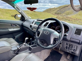 Used Toyota Hilux 2012 for sale - 75577389: Photo