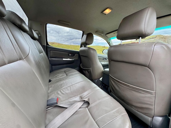 Used Toyota Hilux 2012 for sale - 75577389: Photo 30