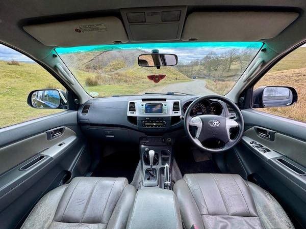 Used Toyota Hilux 2012 for sale - 75577389: Photo 32
