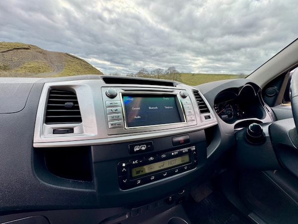 Used Toyota Hilux 2012 for sale - 75577389: Photo 34