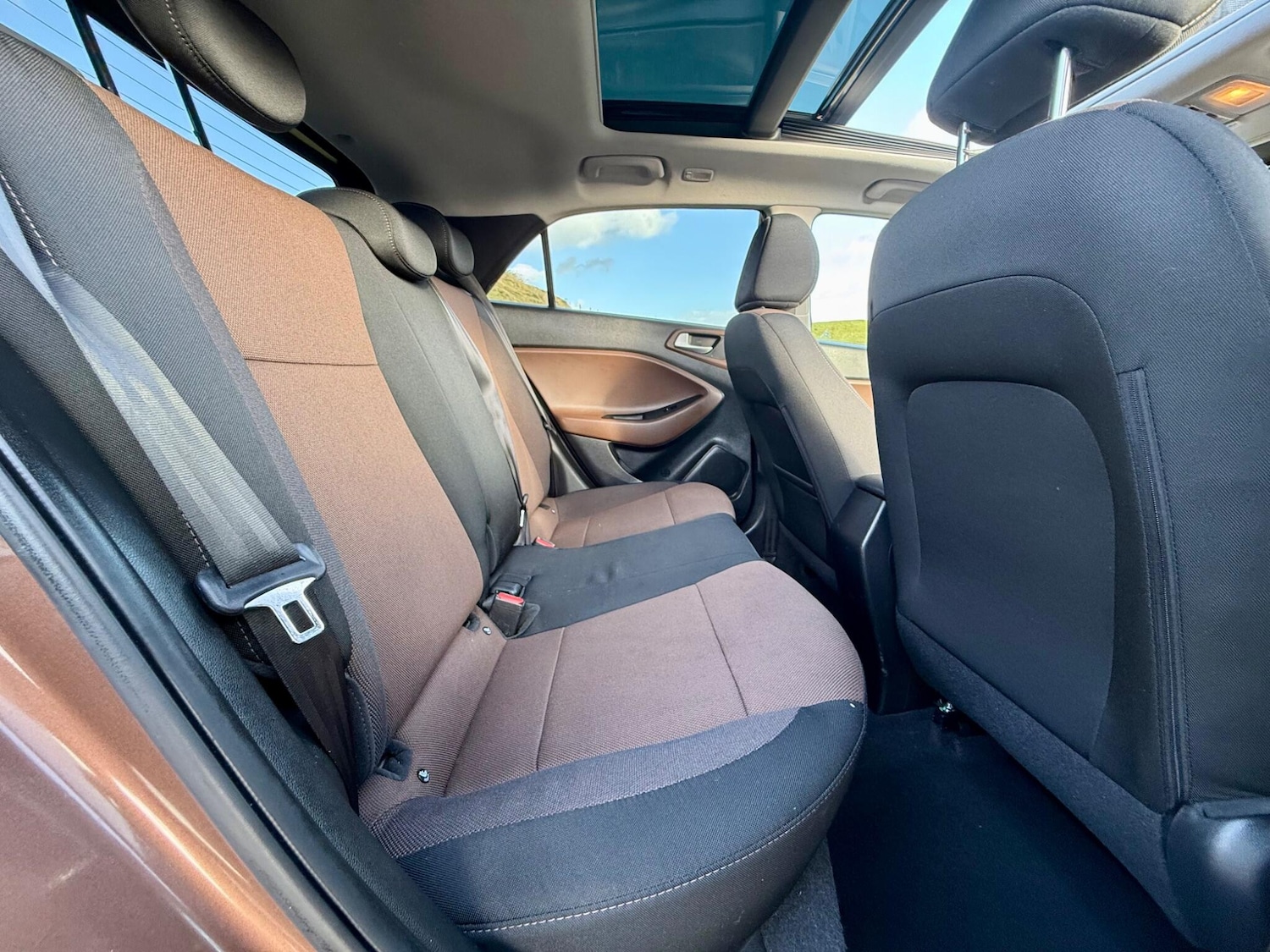 Used Hyundai i20 2015 for sale - 78048181: Photo 33